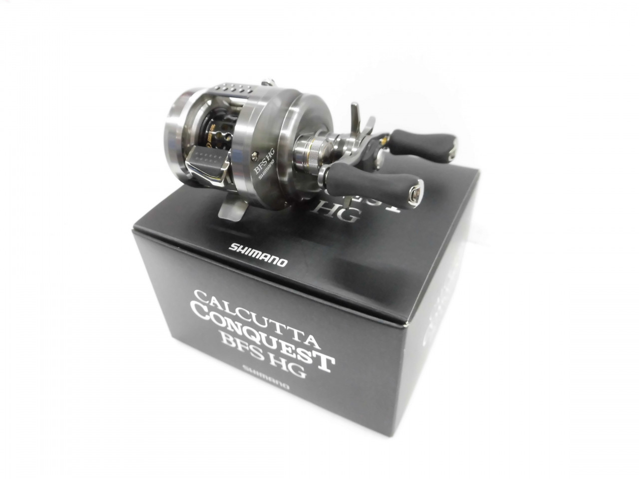 Shimano Calcutta Conquest BFS HG Right Bait casting reel from stylish ...