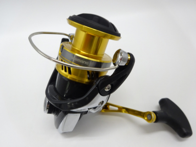 SHIMANO サハラ 2500番 - リール