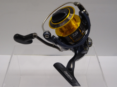 DAIWA 15フリームス2500 - リール